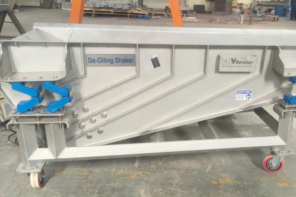 De-oiling-Shaker-Real-image-banner_shri-vibracion-tech