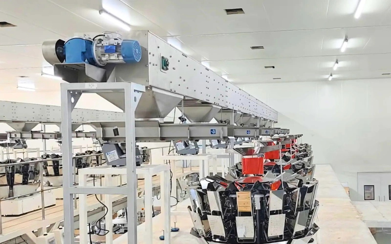 Why Snack and Namkeen Lines Prefer Vibrating Feeders_Shri Vibracion