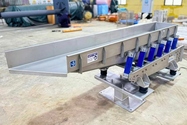 electromagnetic conveyor manufacturer_shrivibracion
